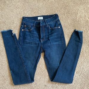 M185 New York jeans. Skinny with high/low hem